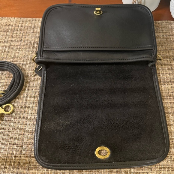 ❤️SOLD❤️Vintage Coach Black Pocket Purse 9755 - Picture 3 of 8